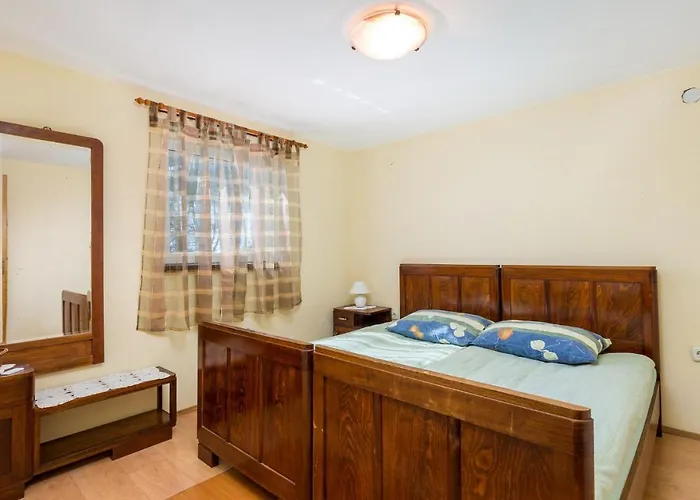 Prázdninový dům 5 Bedroom Gorgeous In Vrbovsko